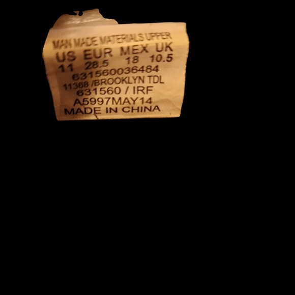 Joe Boxer Silver Glittery Metallic Slip on Shoes Size 11 - Picture 5 of 5